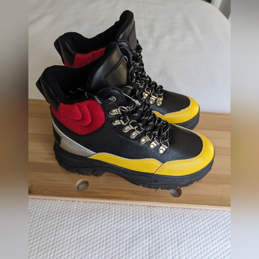 Wanted women's Caution Extreme Sneaker Bootie multicolor Size 6 Yellow And Red